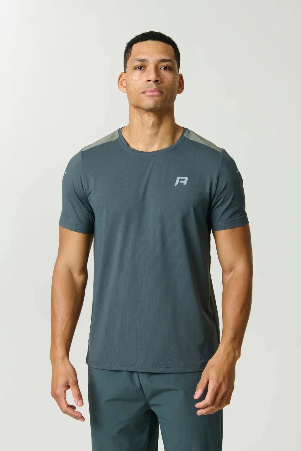 Reprimo Clima T-Shirt in dark moss and khaki with lightweight fabric and athletic fit for high-intensity training