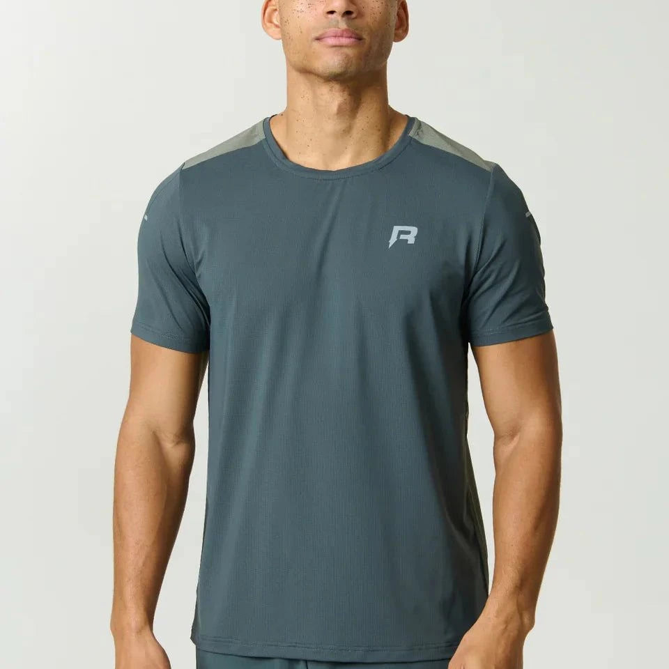 Reprimo Clima T-Shirt in dark moss and khaki with lightweight fabric and athletic fit for high-intensity training
