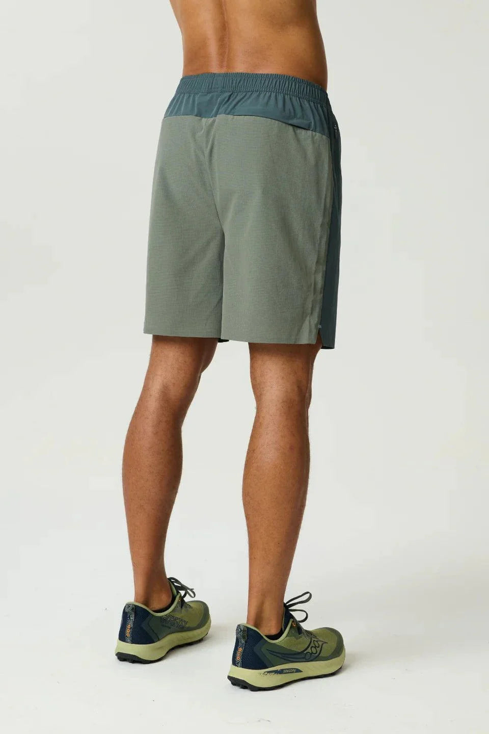 Reprimo Clima Shorts in dark moss and khaki with dual-fabric, breathable panels, and elastic waistband for active performance