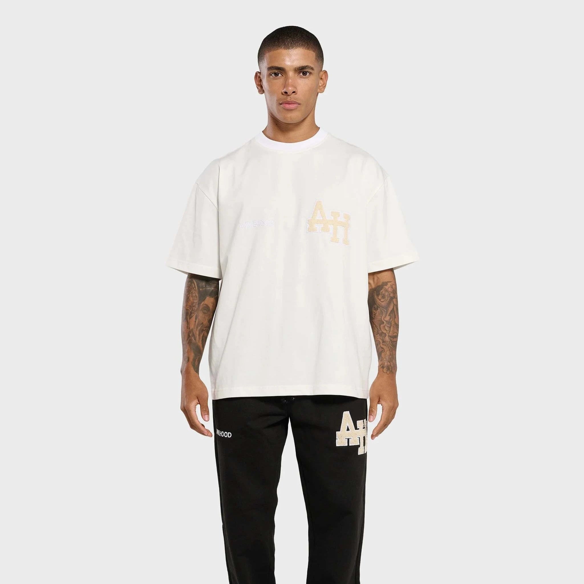 White Annie Hood College t-shirt with dropped shoulder and embroidery details, 100% cotton, boxy fit