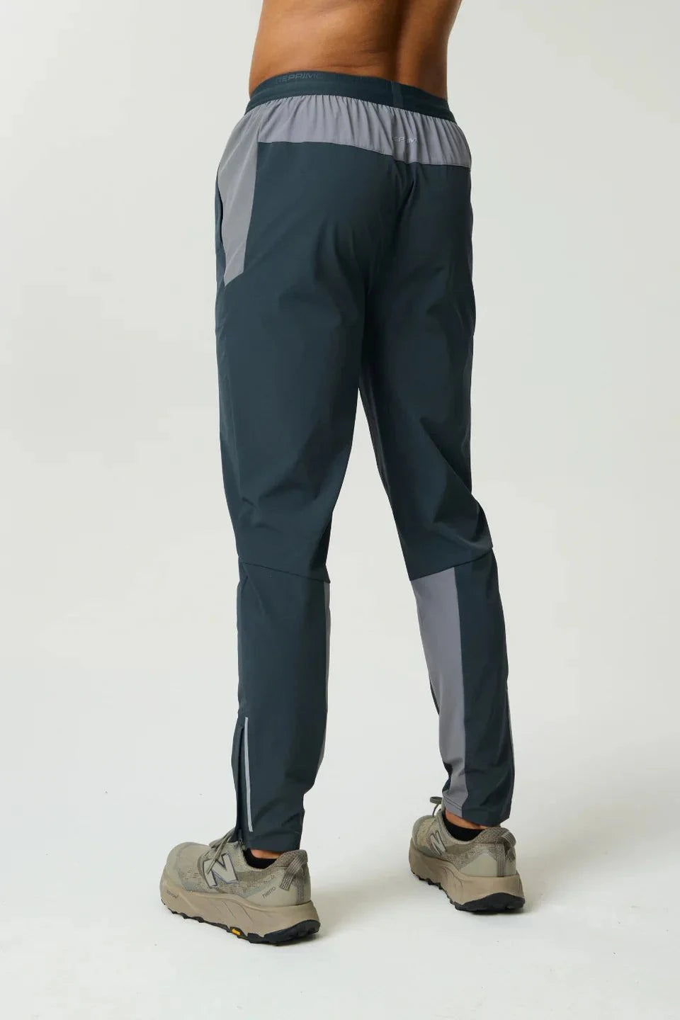 Reprimo Flight Pant in Gargoyle Ash Green with functional pockets and reflective strips for enhanced visibility and comfort