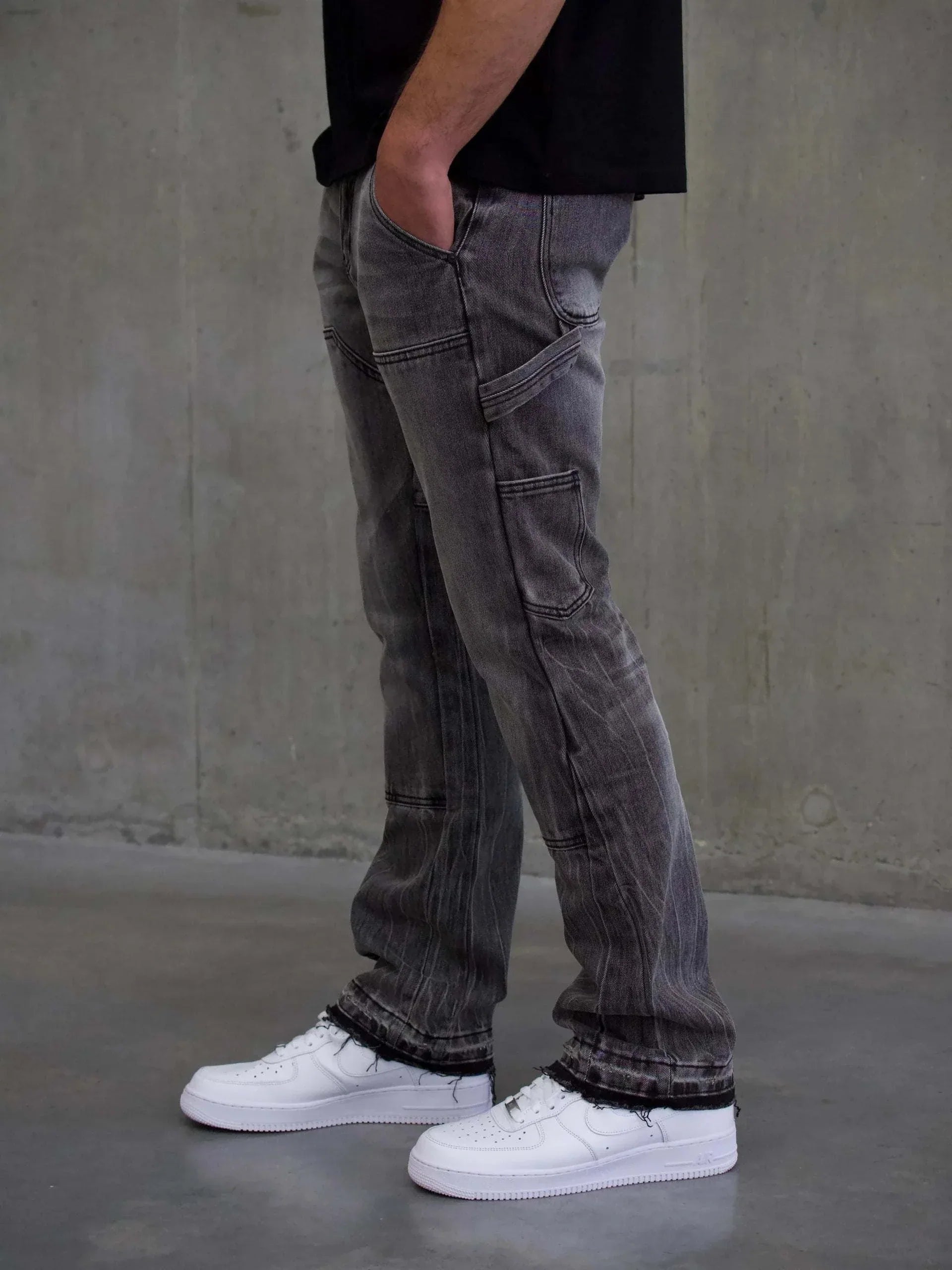 Siarr Carpenter Jeans Dark Grey, slim flared fit, patchwork, multiple pockets.