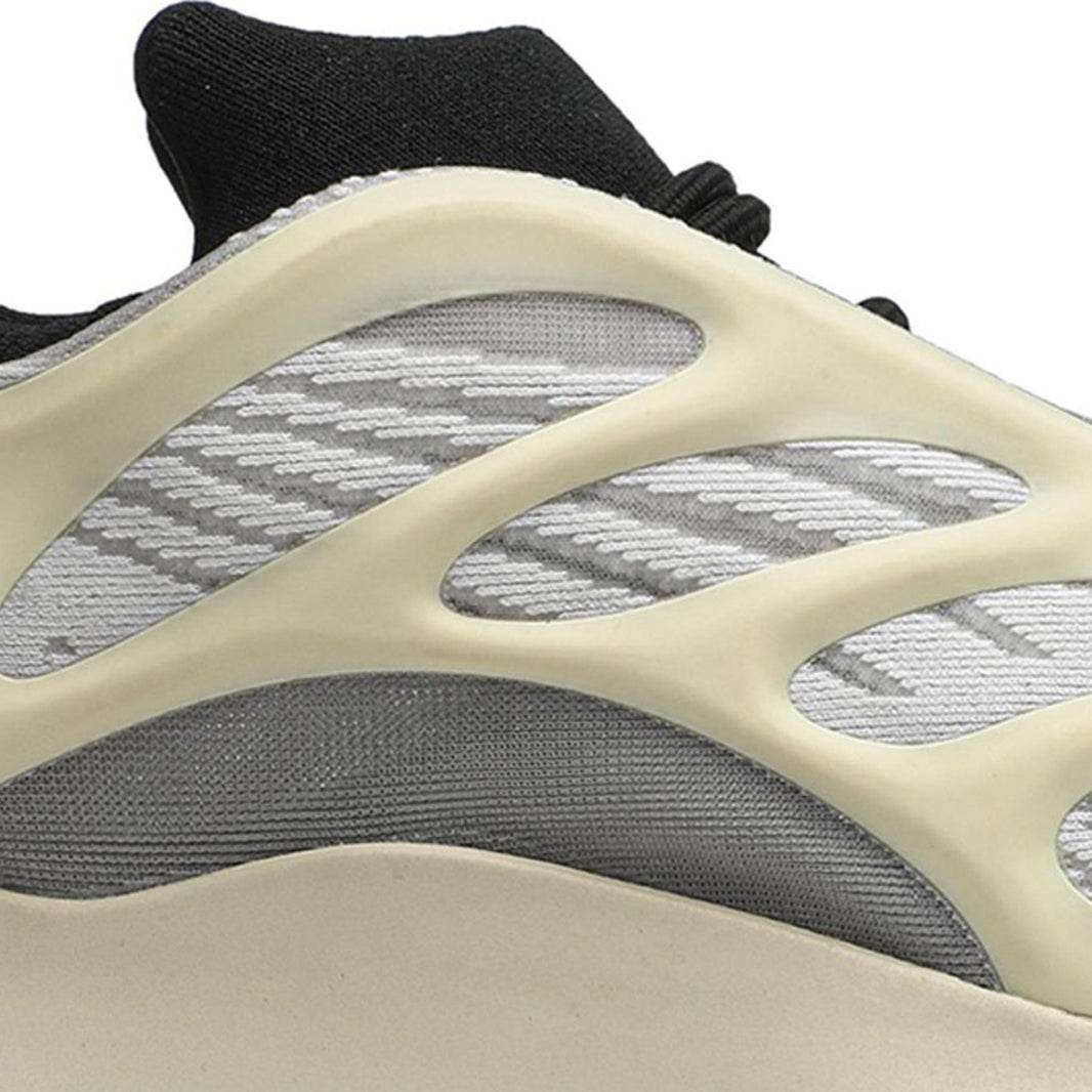 Yeezy 700 V3