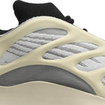 Yeezy 700 V3