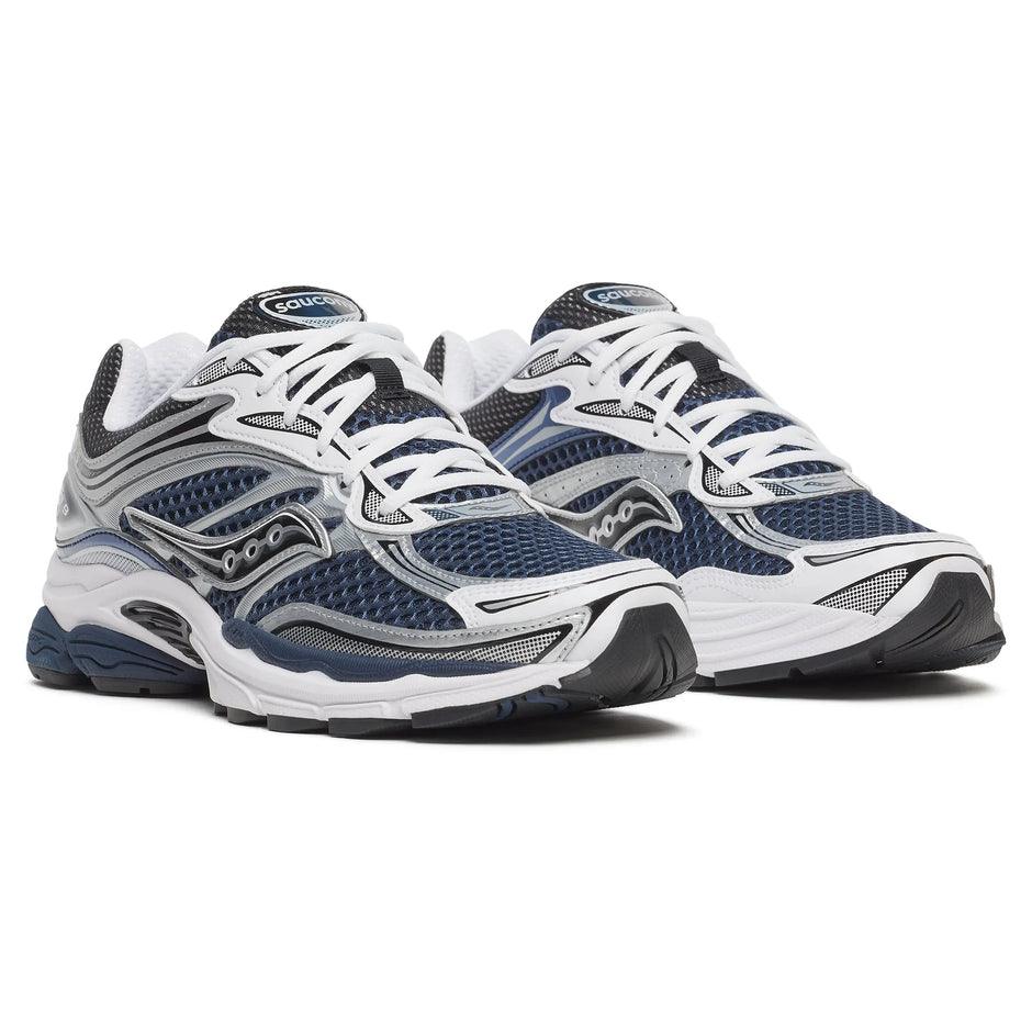 Saucony ProGrid Omni 9 running shoe in deep navy color