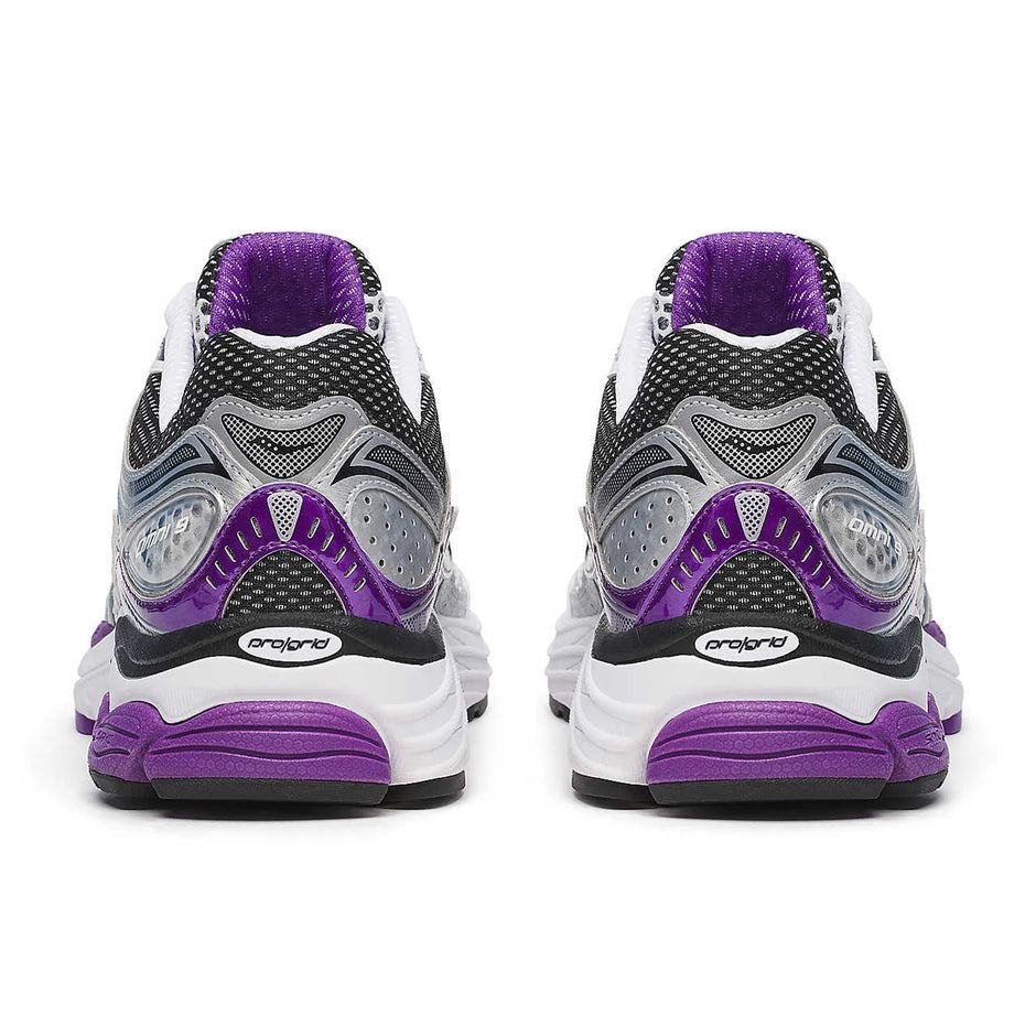 OG ProGrid Saucony ProGrid Omni 9 Silver Purple running shoes side view