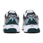 Saucony ProGrid Omni 9 running shoe in pine green color