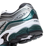 Saucony ProGrid Omni 9 Pine Green running shoe side view