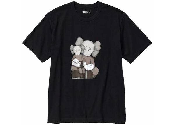 KAWS x Uniqlo UT Short Sleeve Graphic T-shirt (UK Sizing) Black