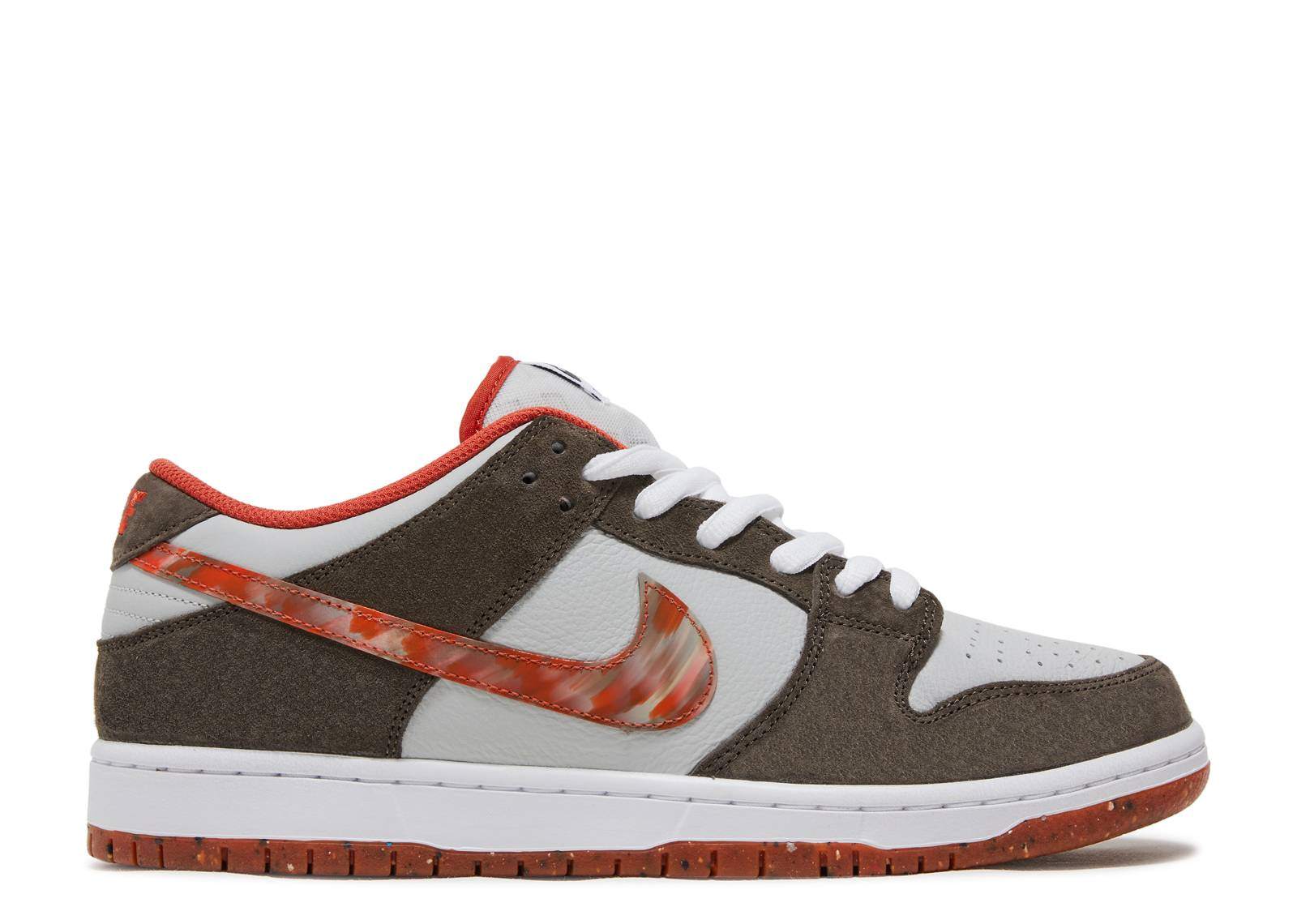 Nike SB Dunk Low