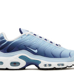 Wmns Air Max Plus Celestine Blue sneaker with gradient blue tones and white accents.