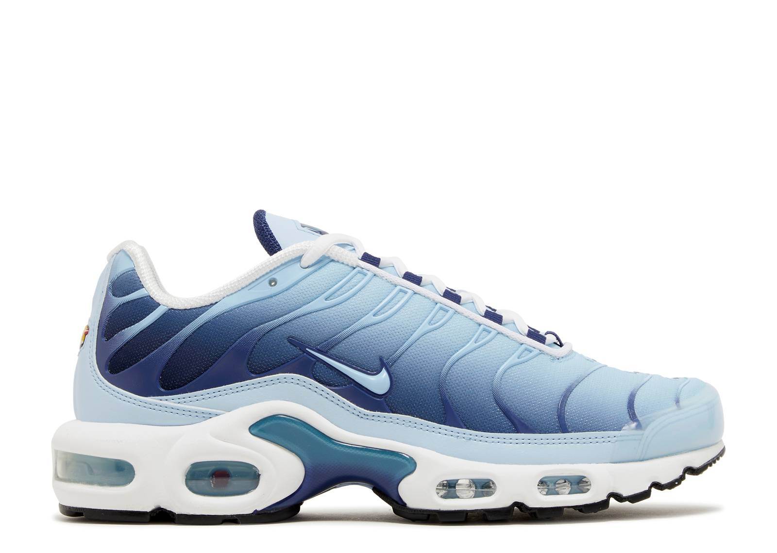 Wmns Air Max Plus Celestine Blue sneaker with gradient blue tones and white accents.